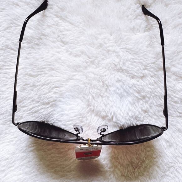 Zuri Black w/ Blue Lense Polarized Mirrored Sunglasses - Picture 5 of 15